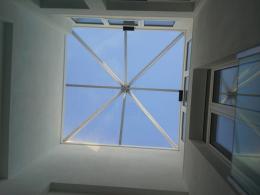 CUPOLA-A-PIRAMIDE-DA-DENTRO